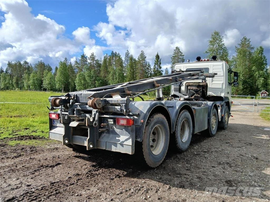 Volvo FM 8X4 Vaijerivaihtolava-auto Camiones polibrazo