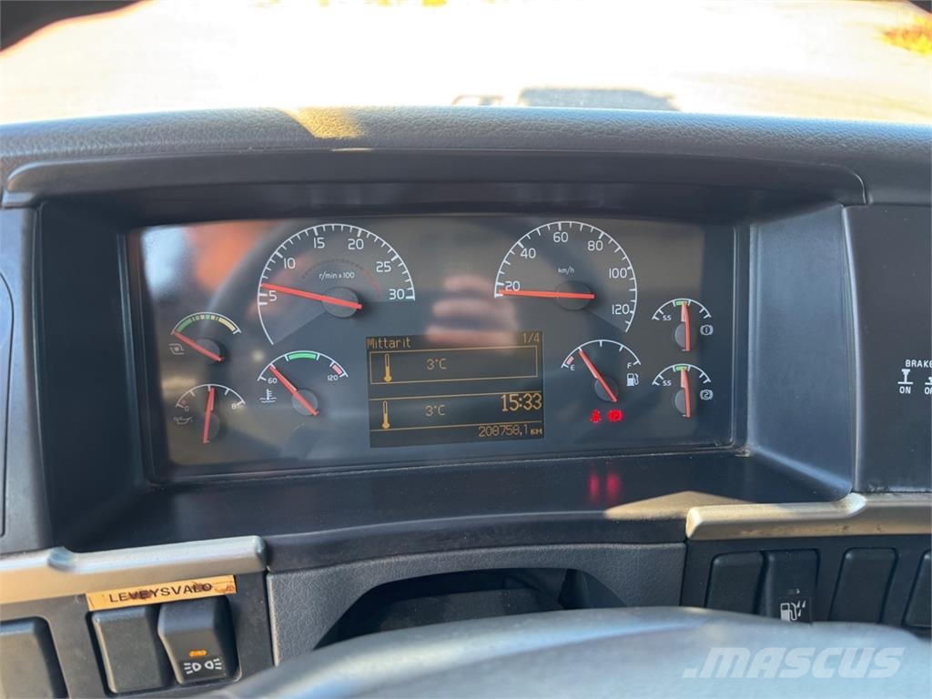 Volvo FM 9 6x2 Autotransporter