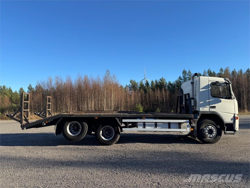 Volvo FM 9 6x2 Autotransporter