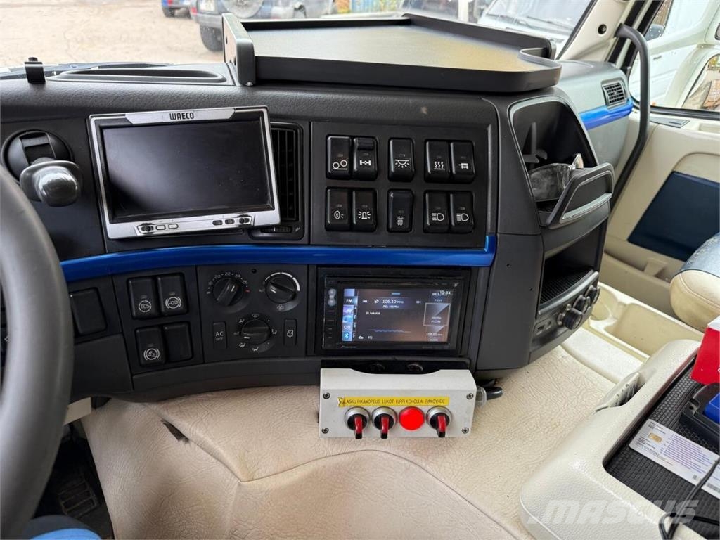 Volvo FM D13 6x2 Vaijerivaihtolava-auto Грузовики-Мультилифты