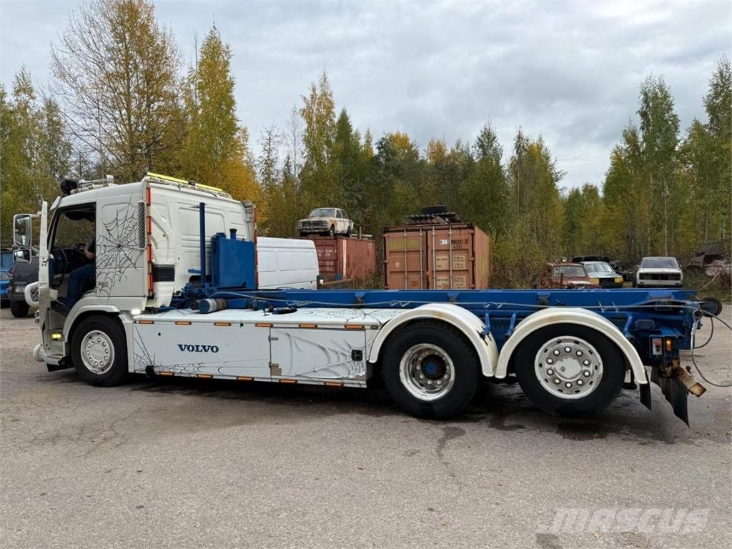 Volvo FM D13 6x2 Vaijerivaihtolava-auto Грузовики-Мультилифты