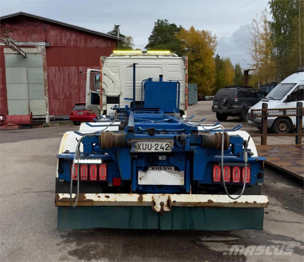 Volvo FM D13 6x2 Vaijerivaihtolava-auto Грузовики-Мультилифты