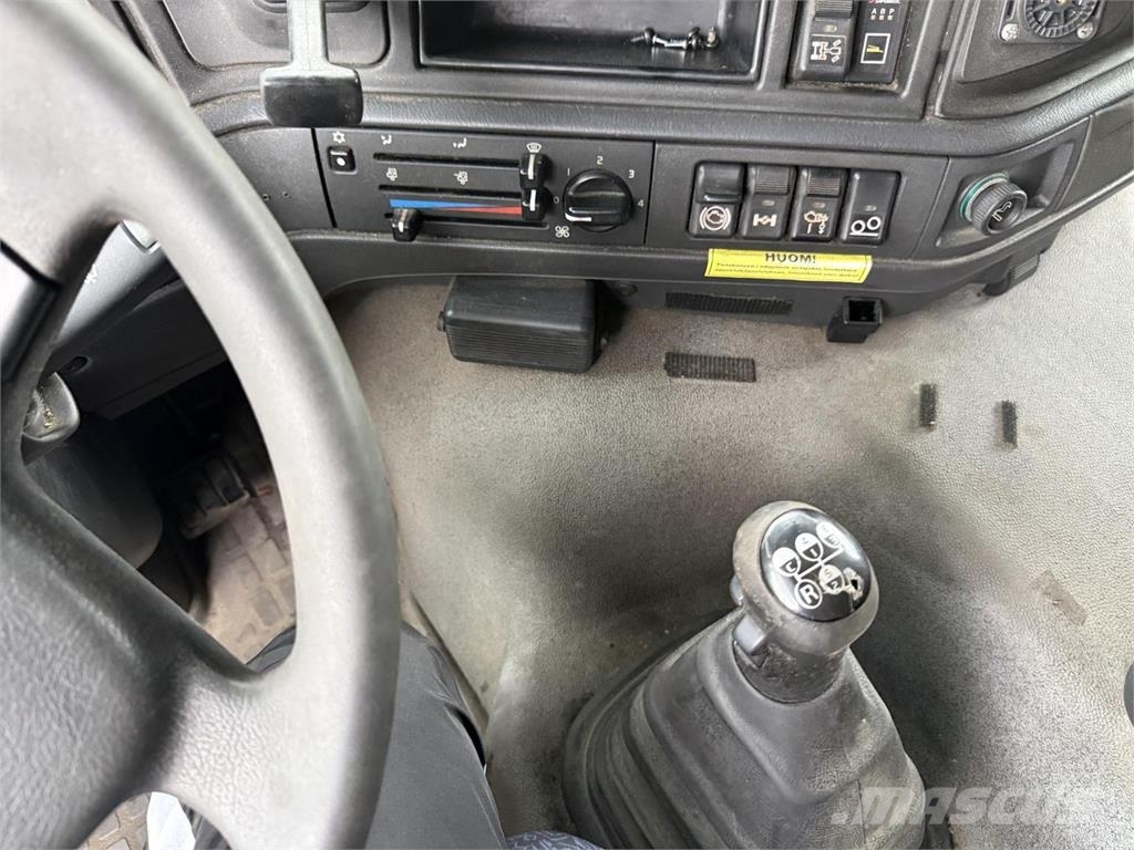 Volvo FM12 6x2 420 hp Camiones de cama baja