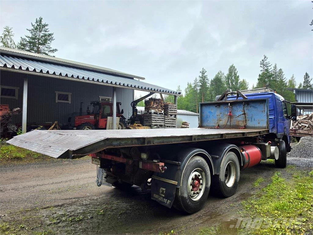 Volvo FM12 6X2 Vaijerivaihtolava-auto Camiones polibrazo