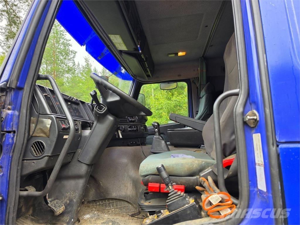 Volvo FM12 6X2 Vaijerivaihtolava-auto Camiones polibrazo