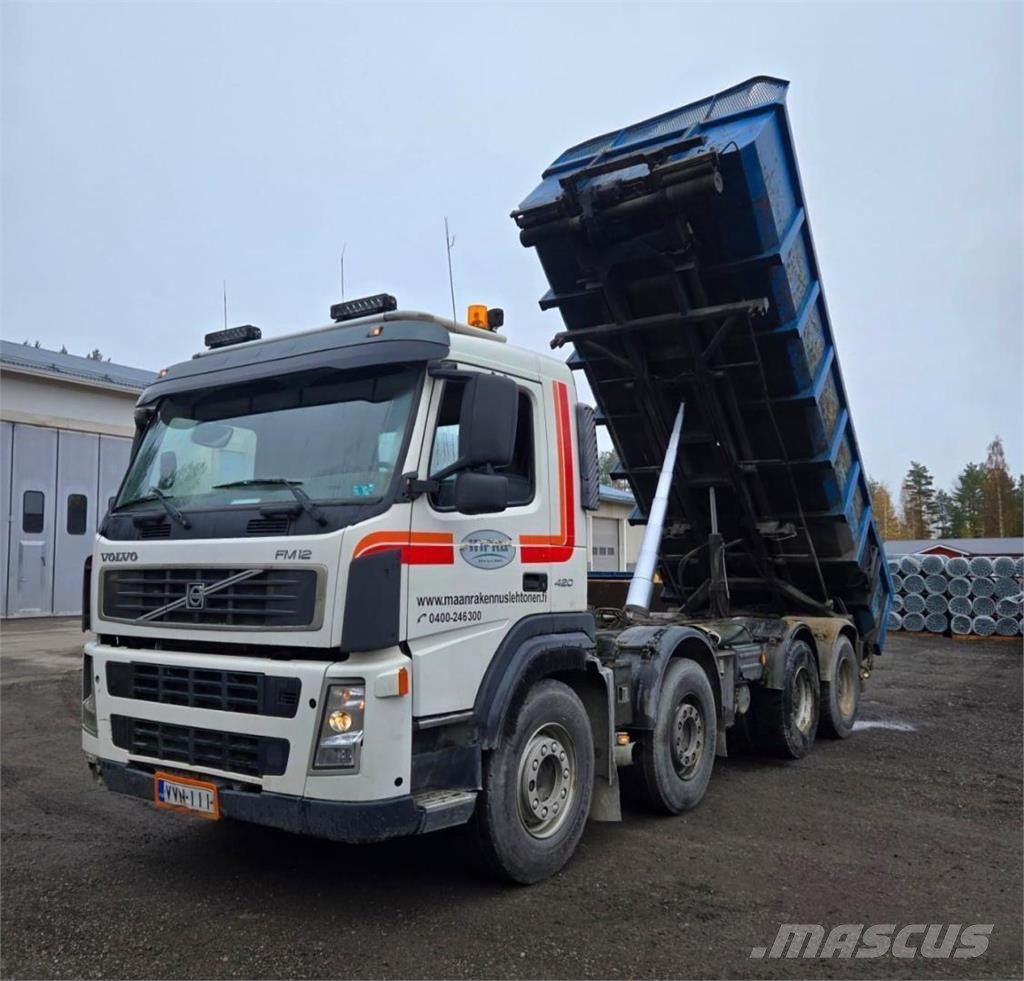 Volvo FM12 8X4 Koukkulava kuorma-autot