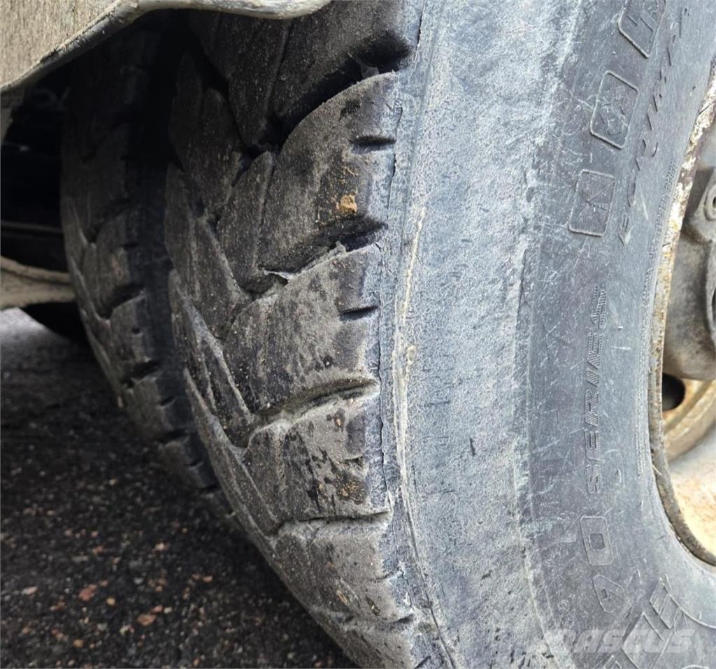 Volvo FM12 8X4 Koukkulava kuorma-autot