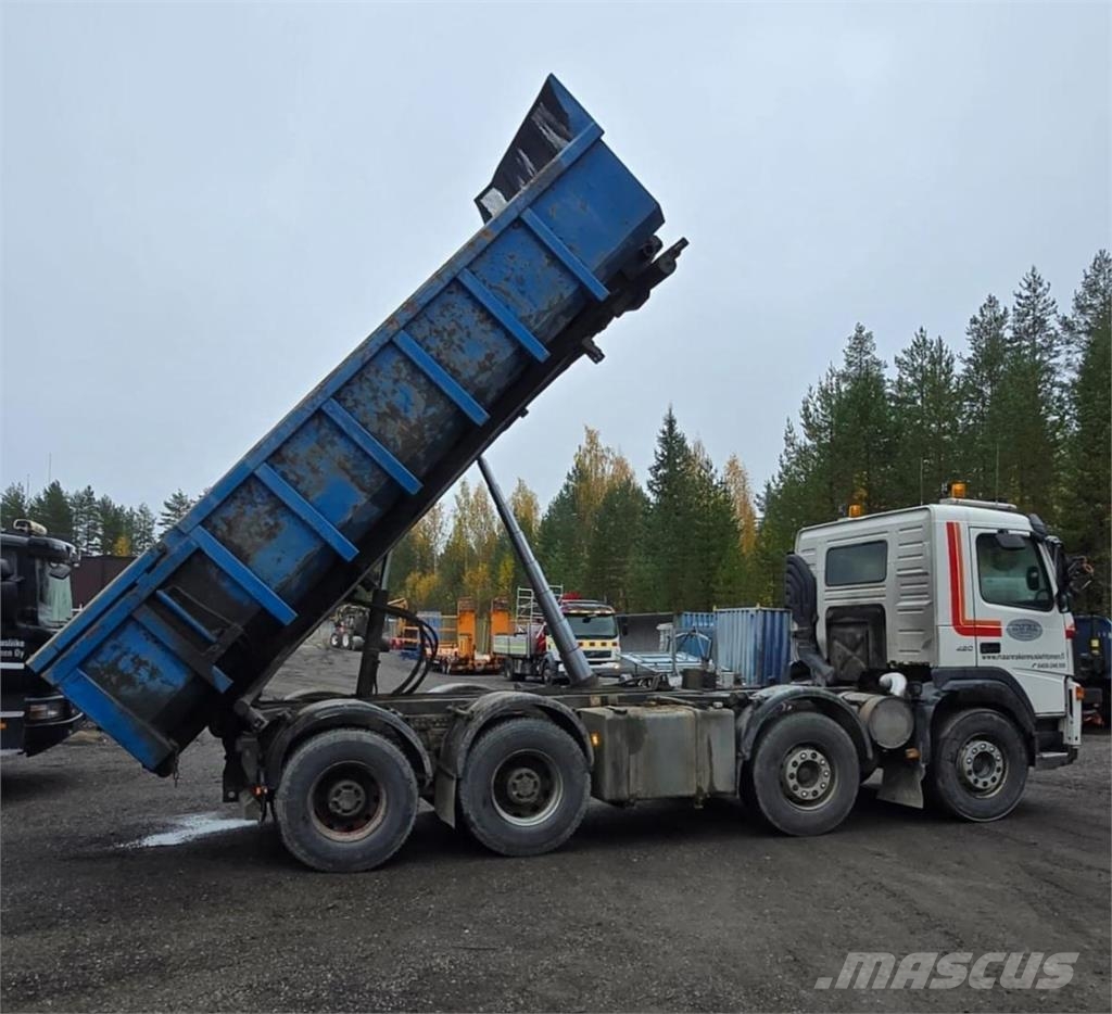 Volvo FM12 8X4 Koukkulava kuorma-autot