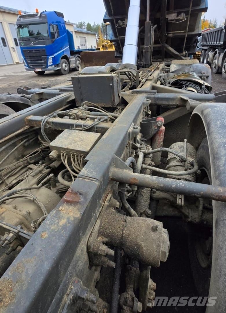 Volvo FM12 8X4 Koukkulava kuorma-autot