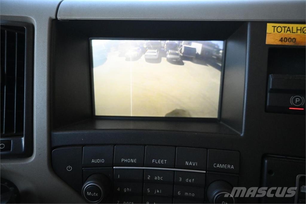 Volvo FM420 4x2 Camiones con caja de remolque