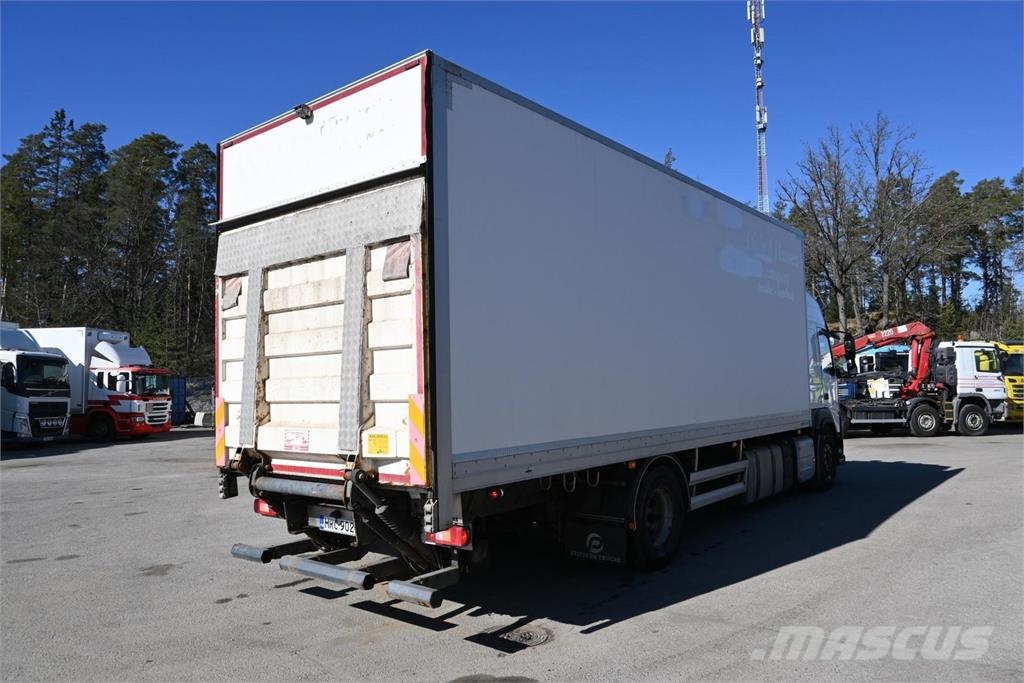 Volvo FM420 4x2 Camiones con caja de remolque