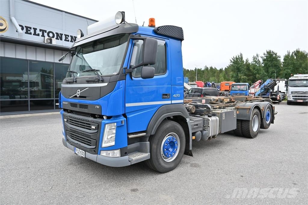 Volvo FM420 6x2 Camiones elevadores de gancho