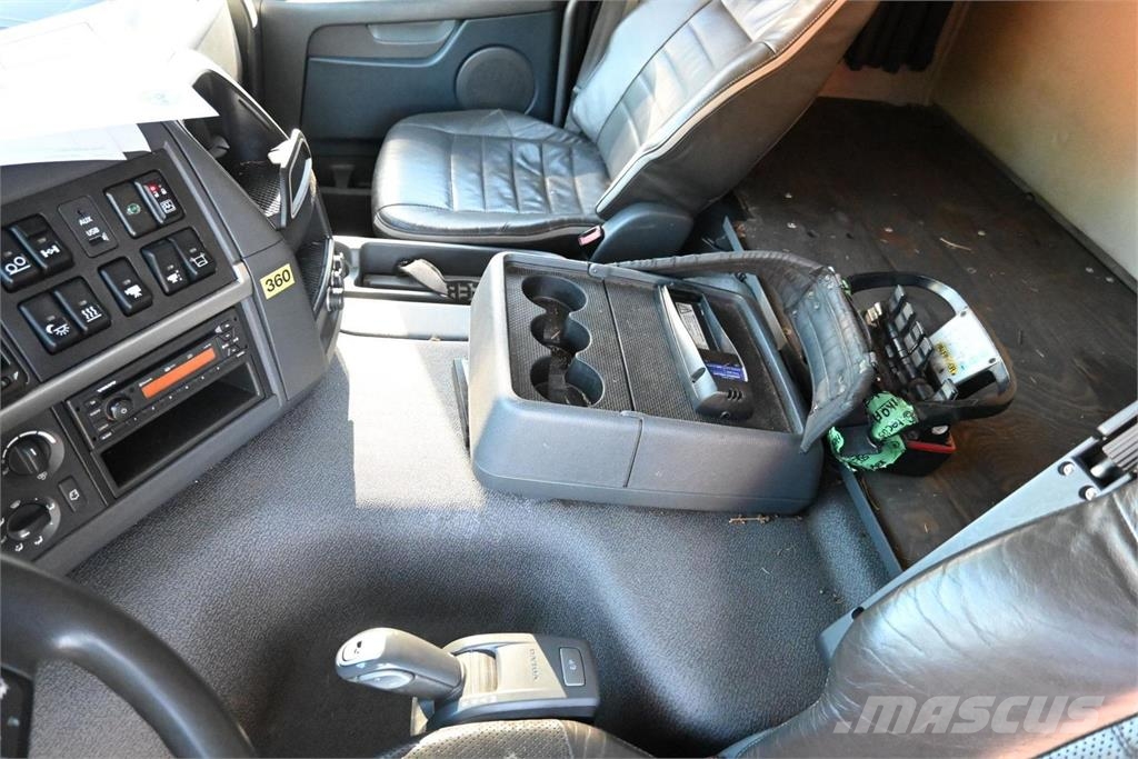 Volvo FM420 6x2 Palfinger Kranwagen