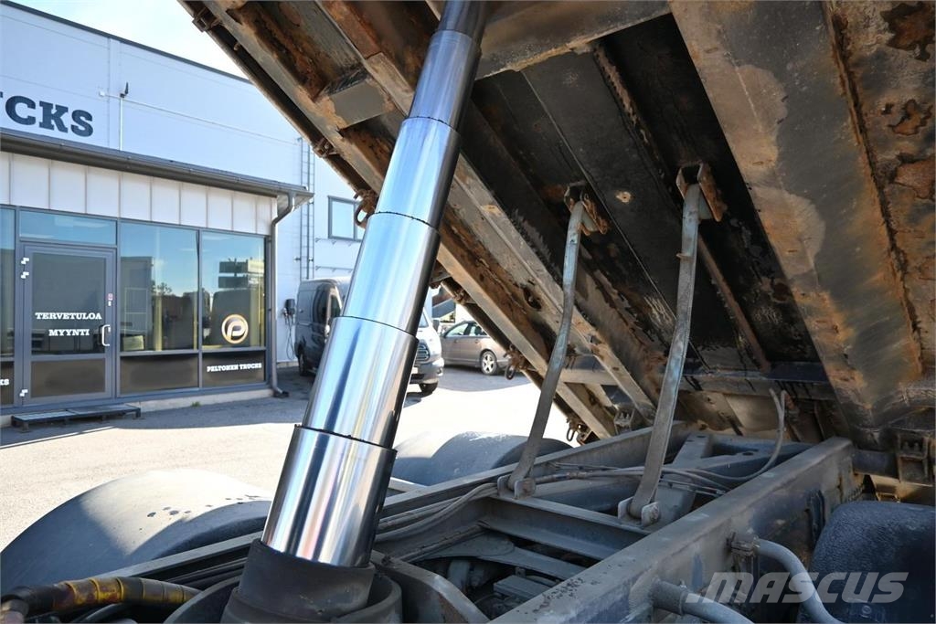 Volvo FM420 6x2 Palfinger Kranwagen