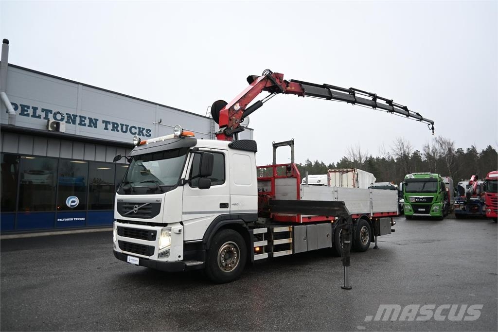Volvo FM460 6x2 HMF3000K7 شاحنات الرافعات