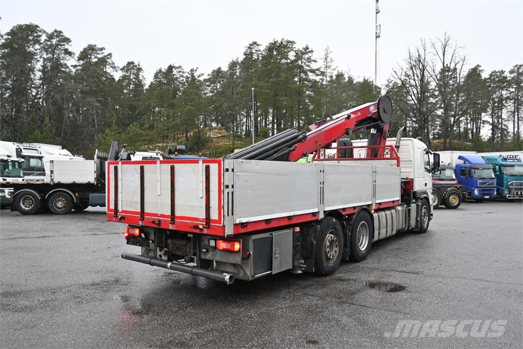 Volvo FM460 6x2 HMF3000K7 شاحنات الرافعات