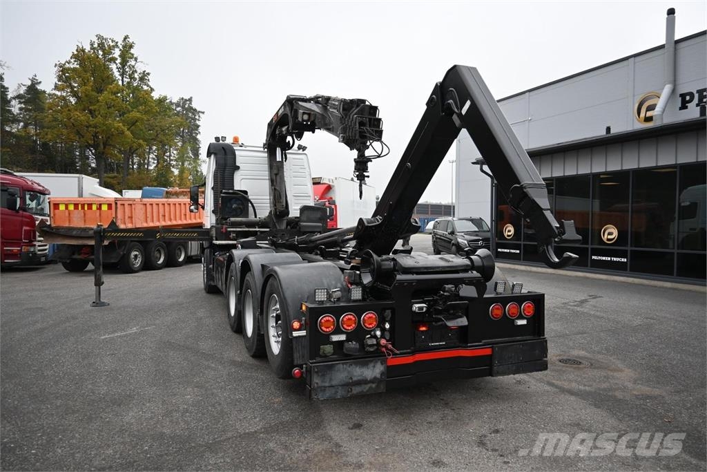 Volvo FM500 8x4*4 Tridem 起重车