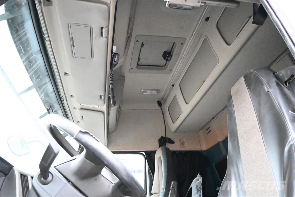 Volvo FM500 8x4*4 Tridem 起重车