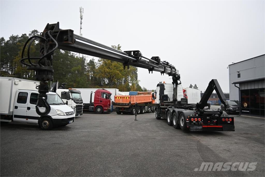 Volvo FM500 8x4*4 Tridem 起重车