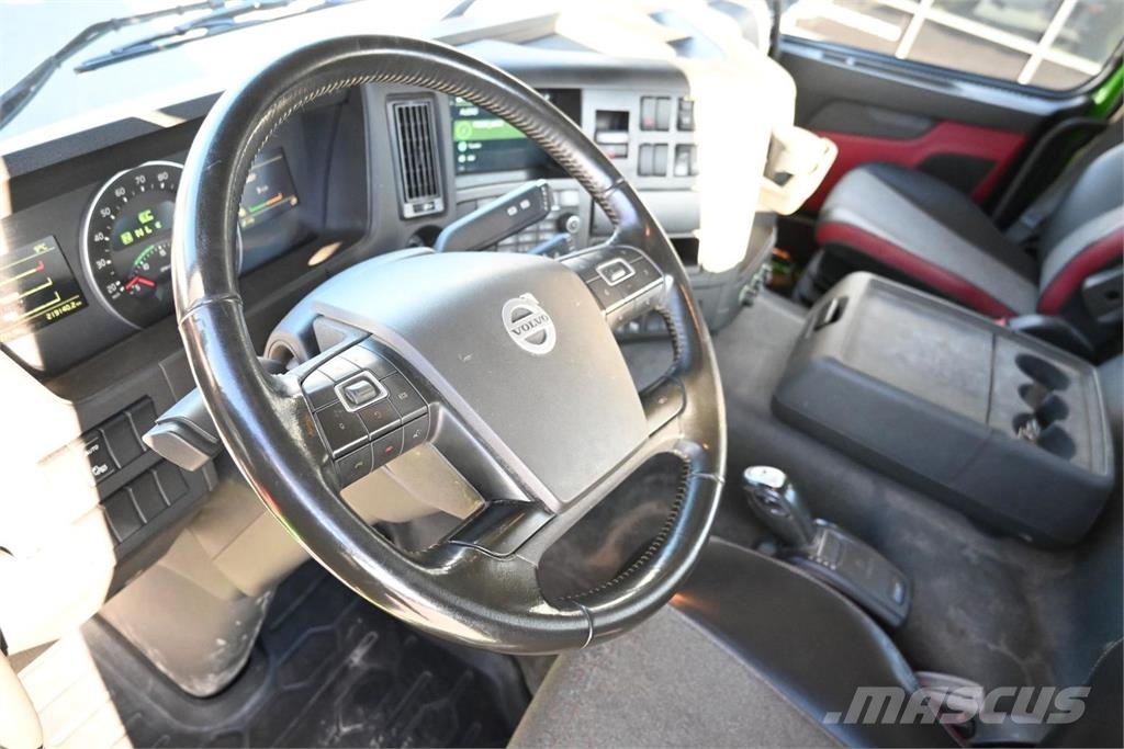 Volvo FMX500 8x4*4 Tridem شاحنات الرافعات الخطافية