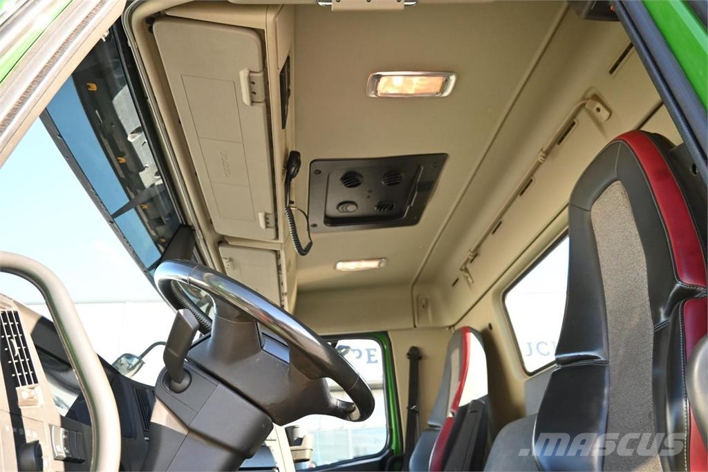 Volvo FMX500 8x4*4 Tridem شاحنات الرافعات الخطافية