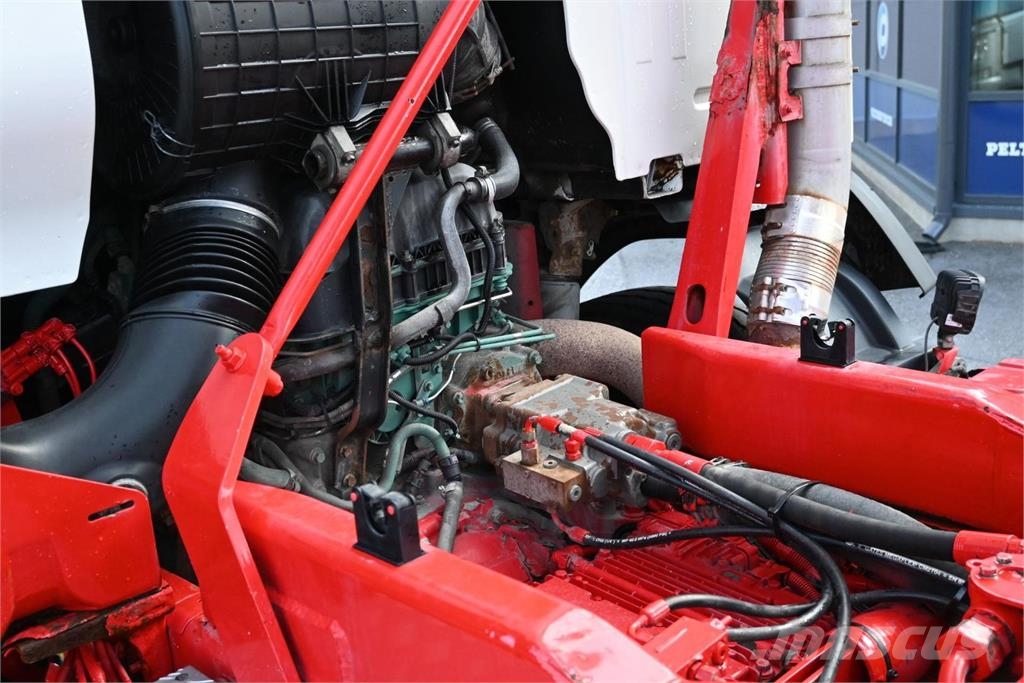 Volvo FMX500 8x4/4 Vaijeri شاحنات الرافعات الخطافية