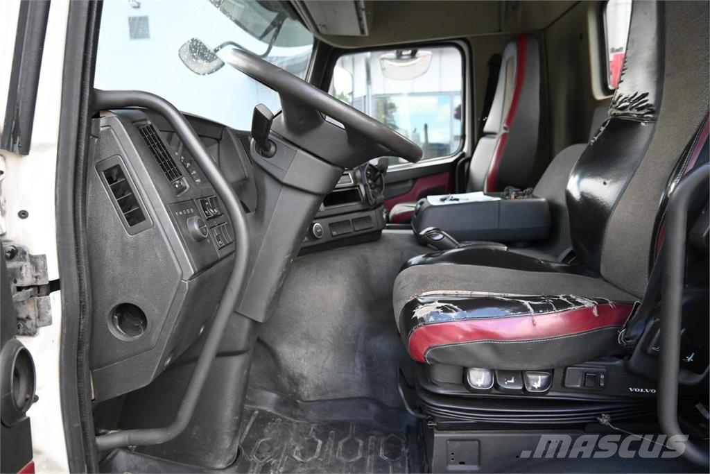 Volvo FMX500 8x4/4 Vaijeri شاحنات الرافعات الخطافية