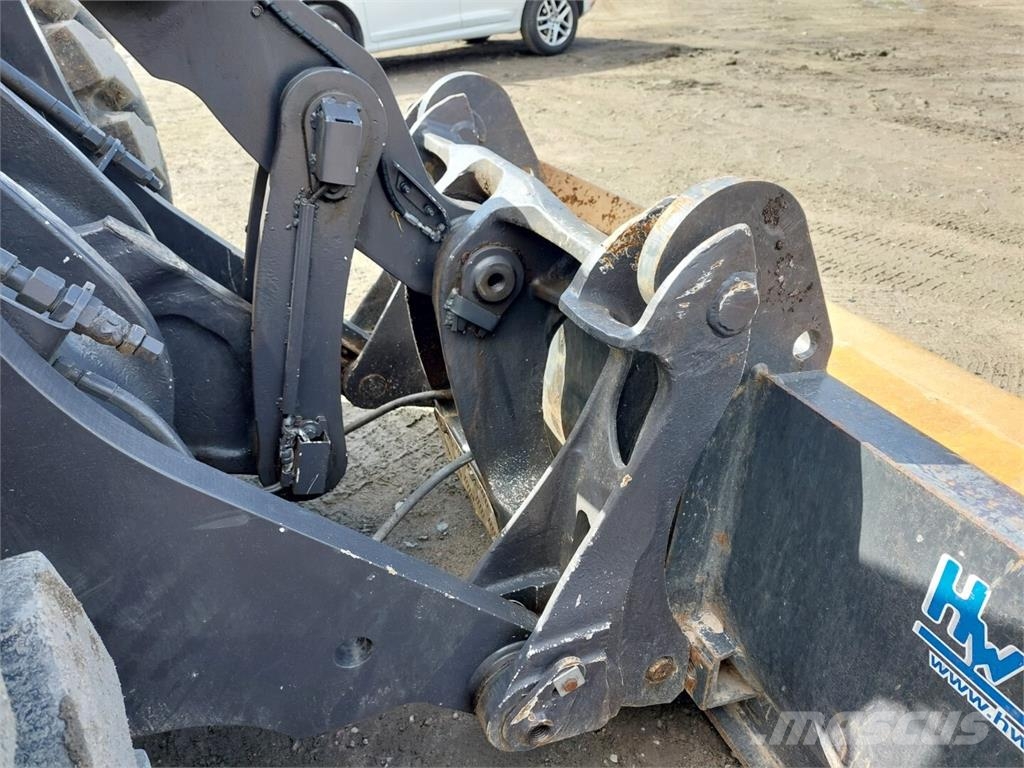 Volvo L 110 F لوادر بعجل