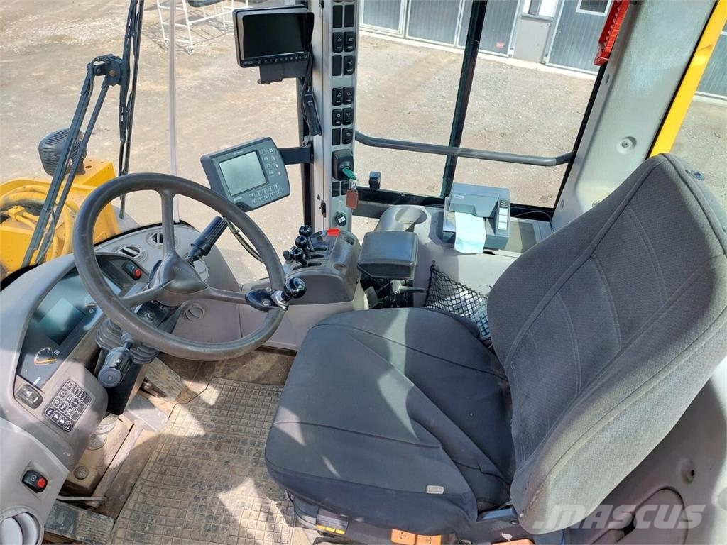 Volvo L 110 F لوادر بعجل