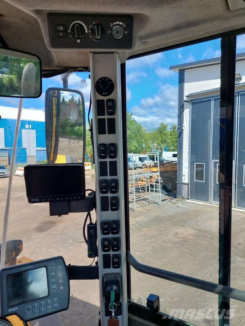 Volvo L 110 F لوادر بعجل