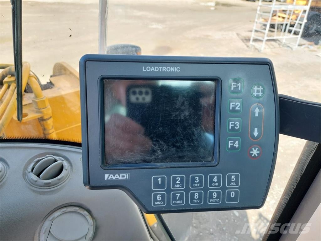 Volvo L 110 F لوادر بعجل