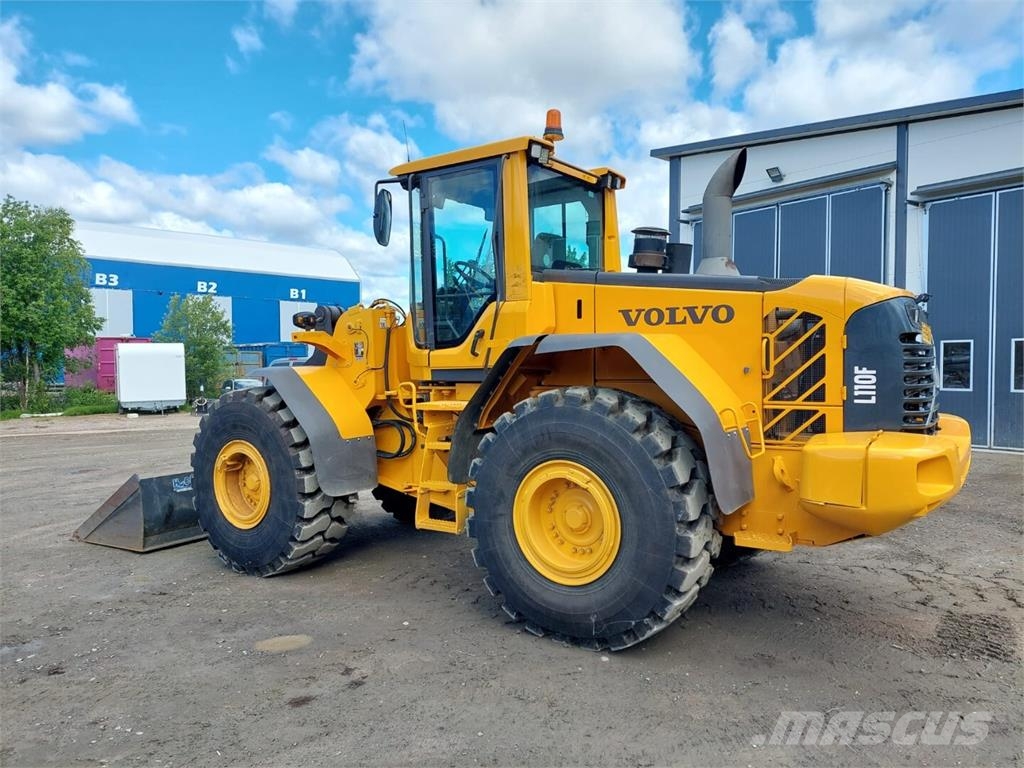 Volvo L 110 F لوادر بعجل