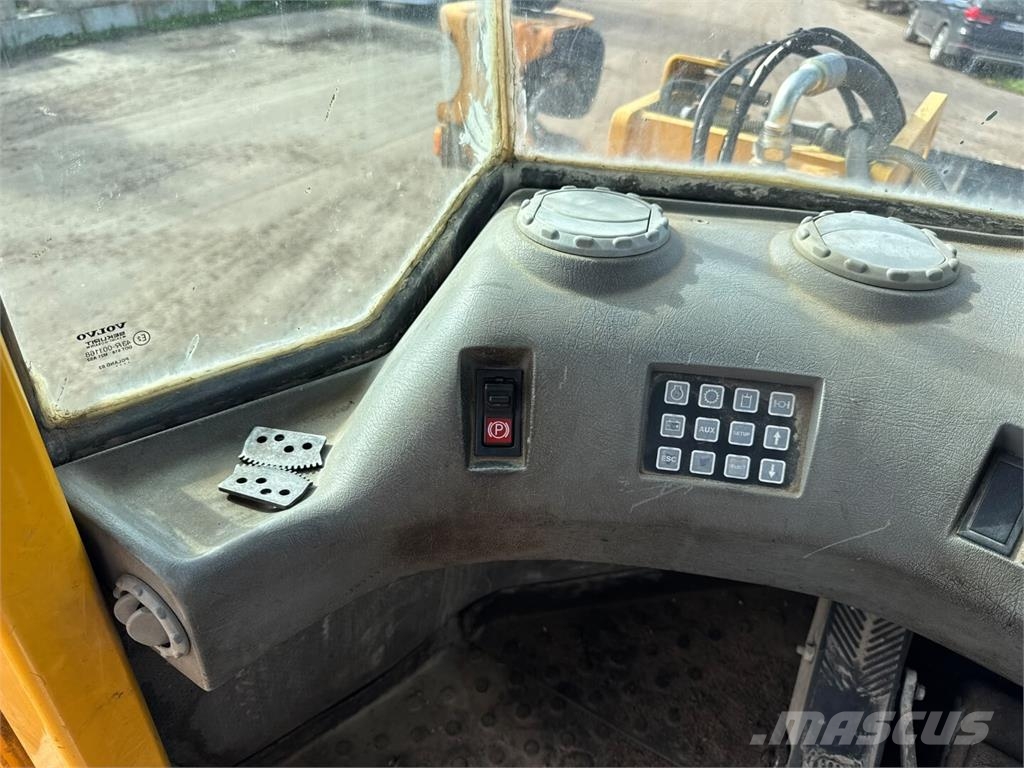 Volvo L 120 E Wheel loaders