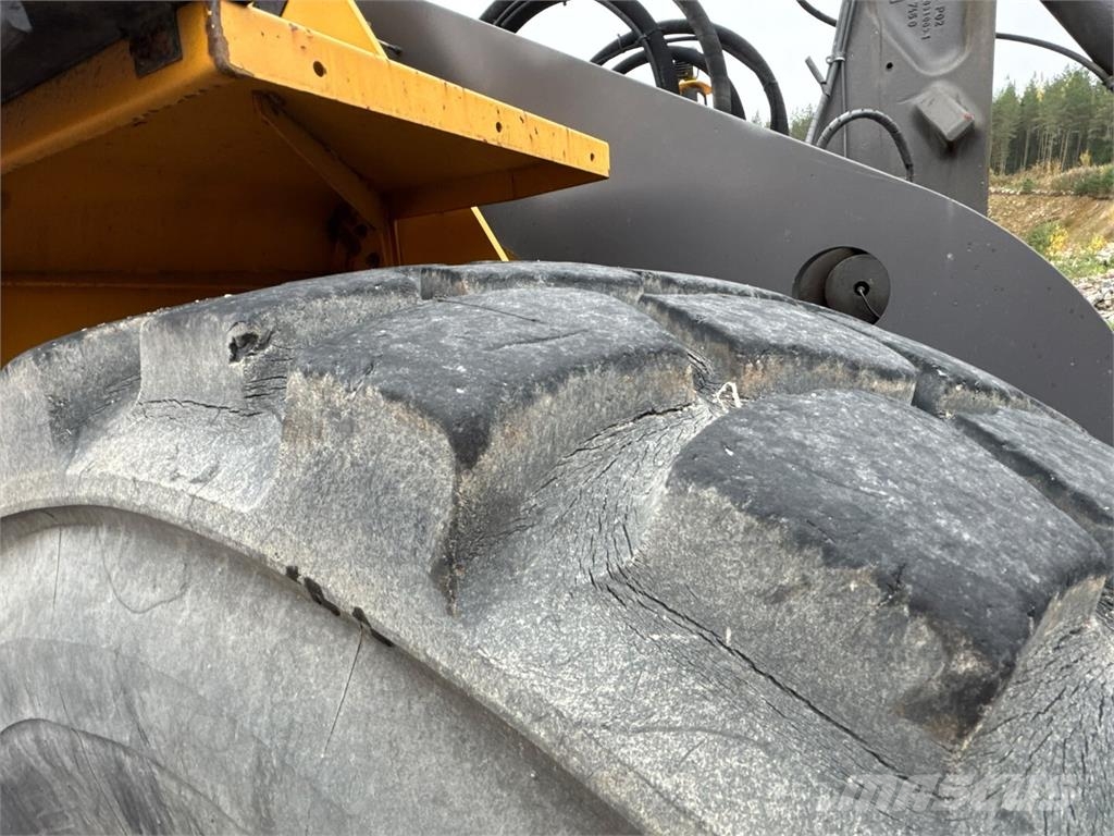 Volvo L 150 F Pyöräkuormaajat