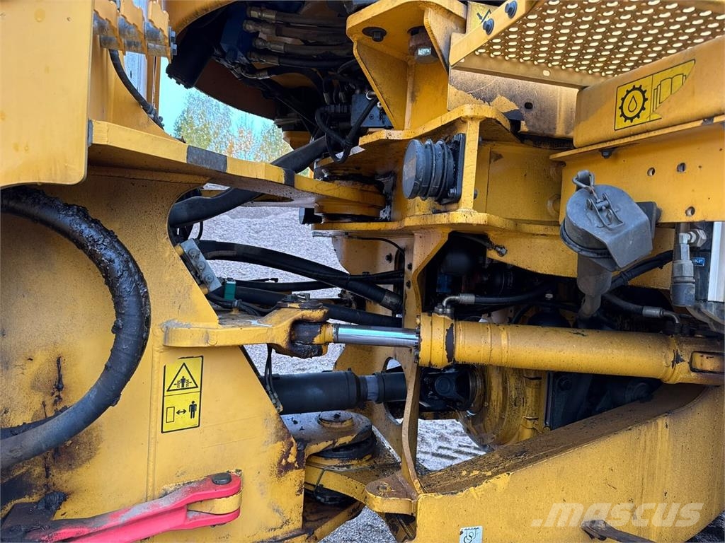 Volvo L 150 F Pyöräkuormaajat