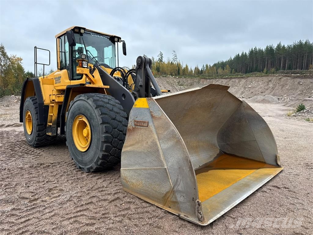Volvo L 150 F Pyöräkuormaajat