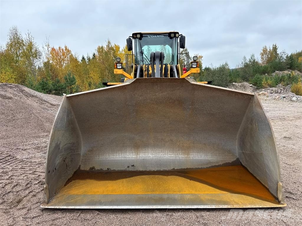 Volvo L 150 F Pyöräkuormaajat
