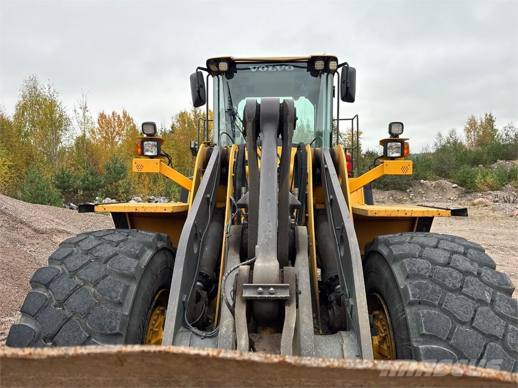 Volvo L 150 F Pyöräkuormaajat
