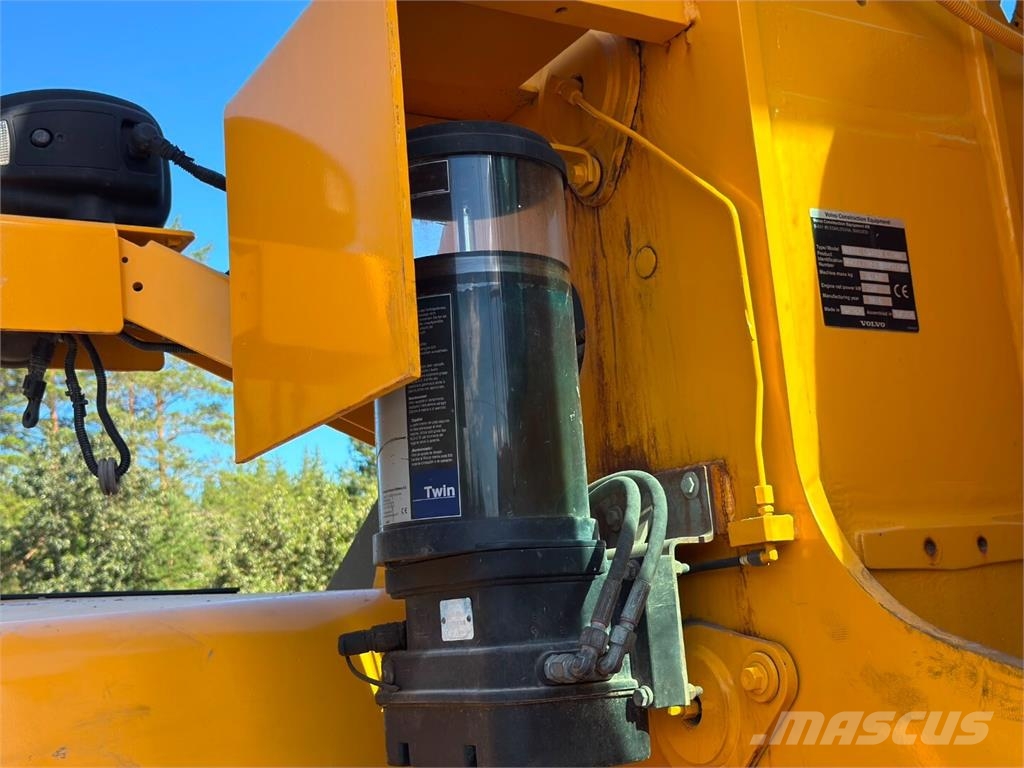 Volvo L 150 H لوادر بعجل