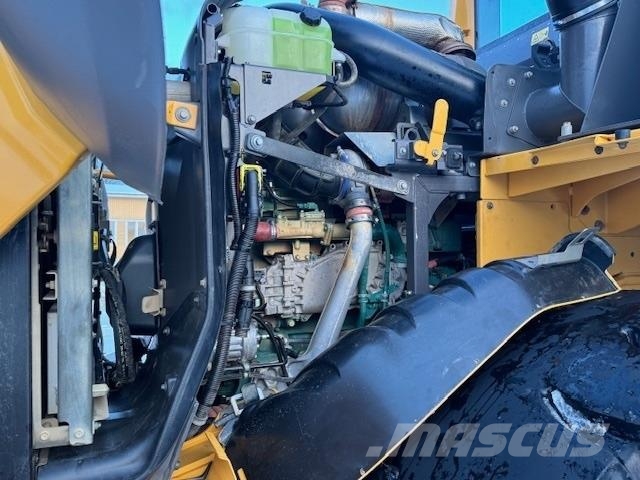 Volvo L110H 轮式装载机