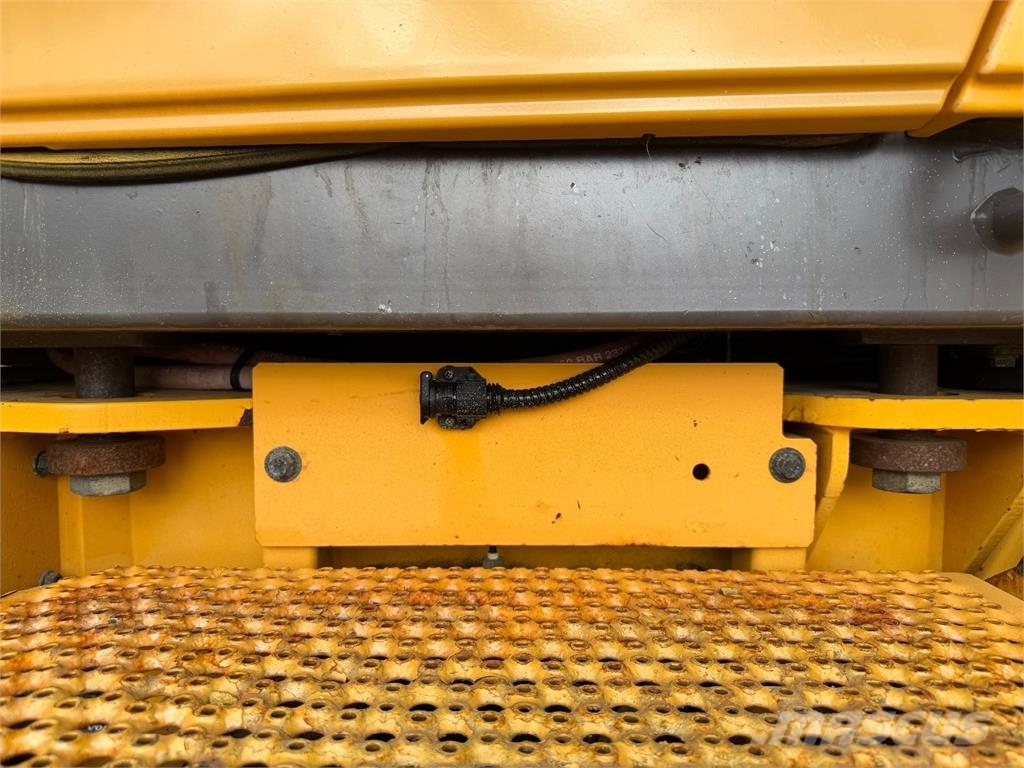 Volvo L120F Radlader