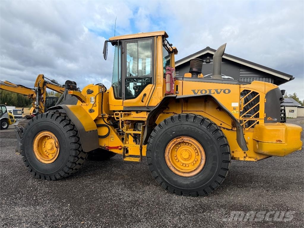 Volvo L120F Radlader