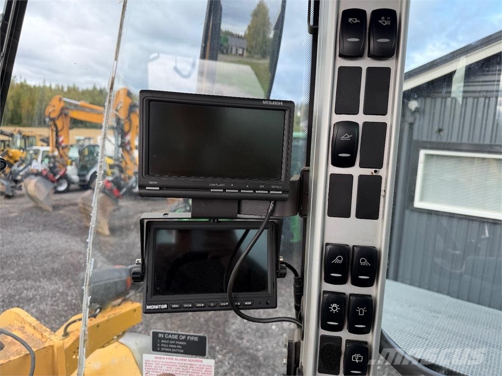 Volvo L120F Radlader