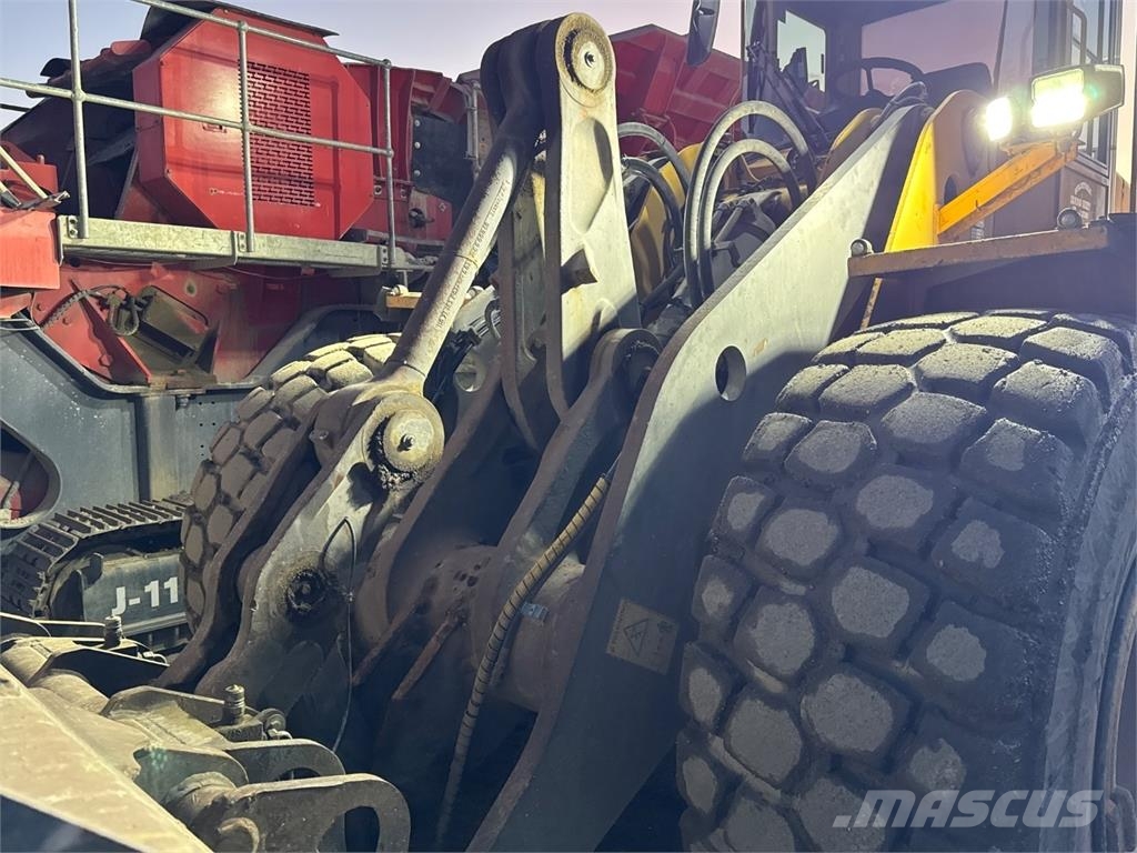 Volvo L150E لوادر بعجل