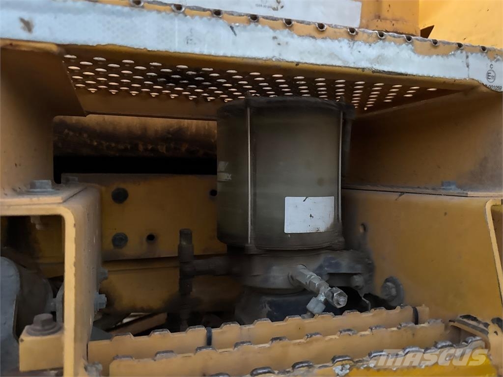 Volvo L150E لوادر بعجل