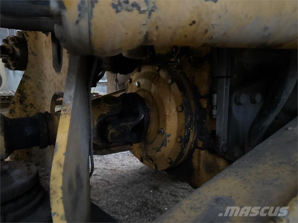 Volvo L150E لوادر بعجل