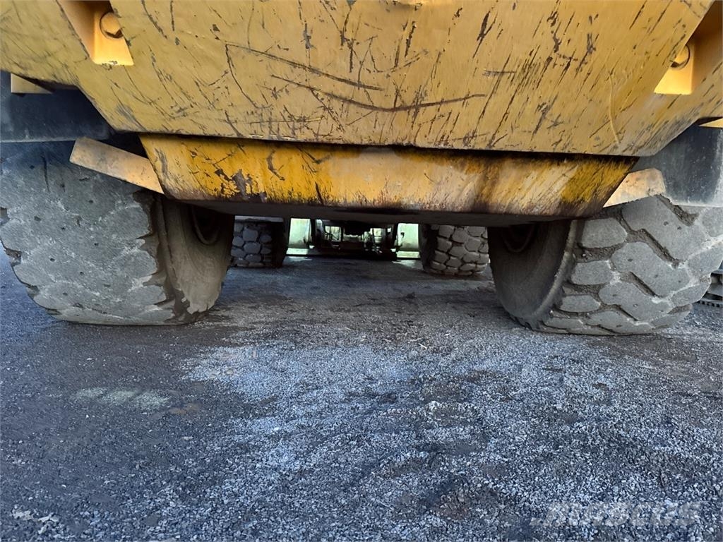 Volvo L150E لوادر بعجل