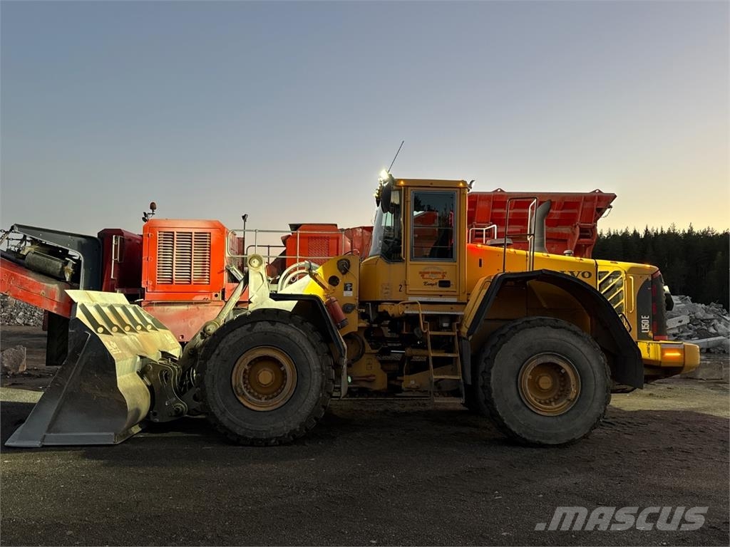 Volvo L150E لوادر بعجل
