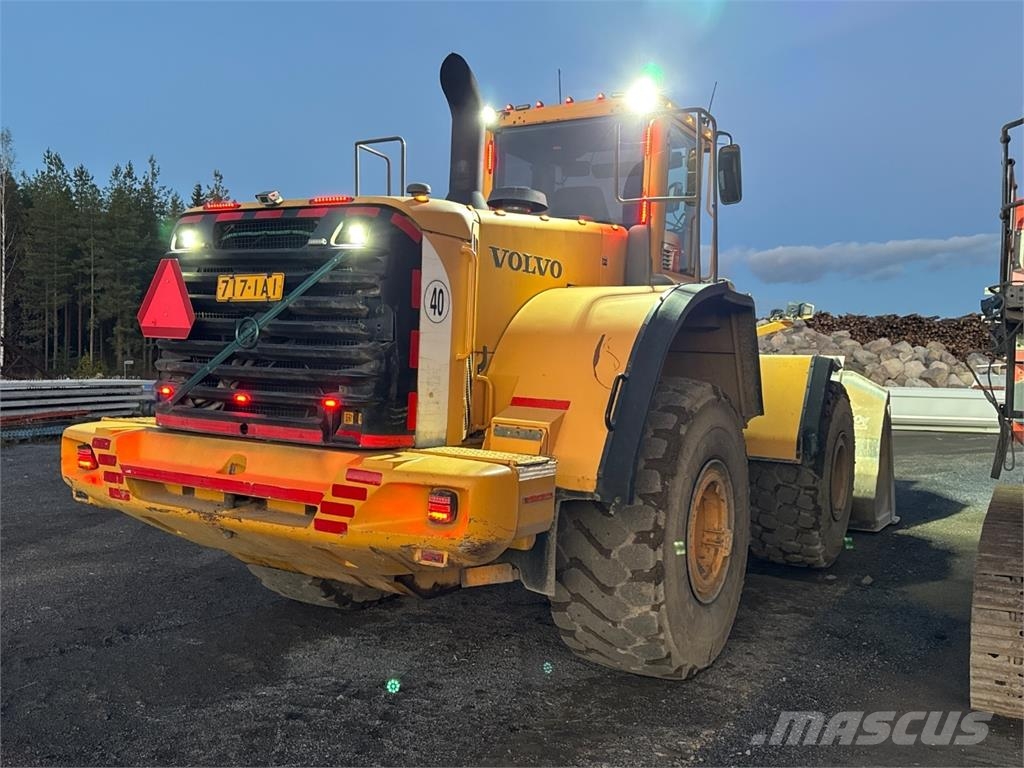 Volvo L150E لوادر بعجل