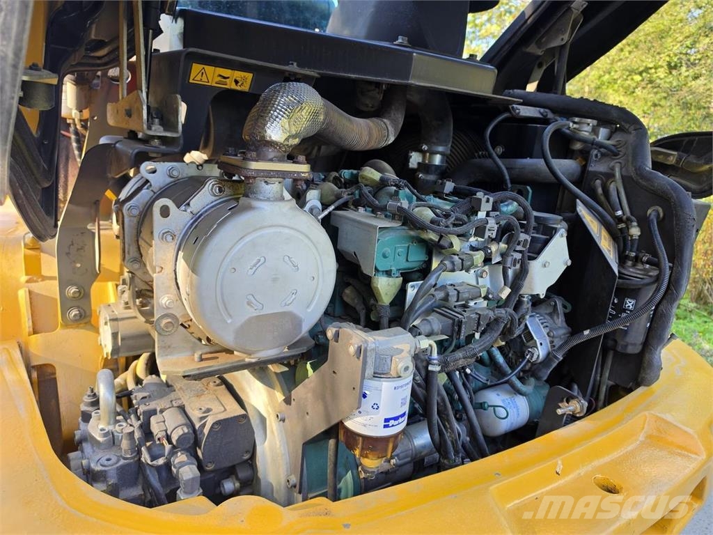 Volvo L30G, Kauha, Piikit Incarcator pe pneuri